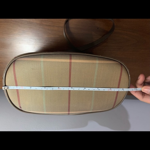 Burberry Bucket Bag - Authentic - Picture 13 of 14